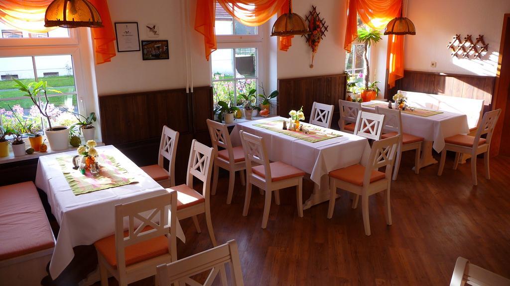 Werners Landgasthaus Lieskau Eksteriør billede